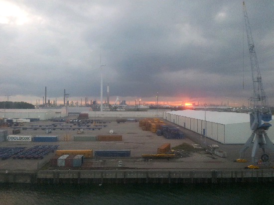 040911 (226k image)